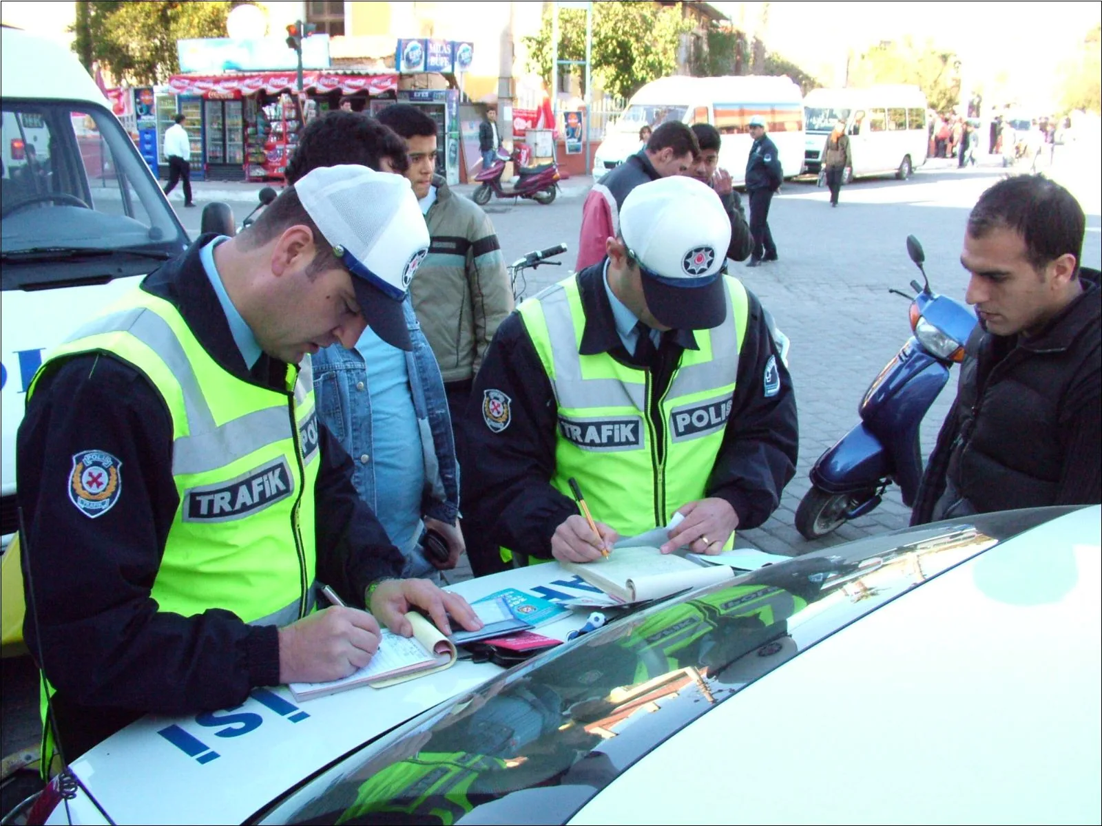 Trafik Cezası Taksitlendirmesi Hangi Yollar İle Mümkün? Trafik Cezası Yapılandırma