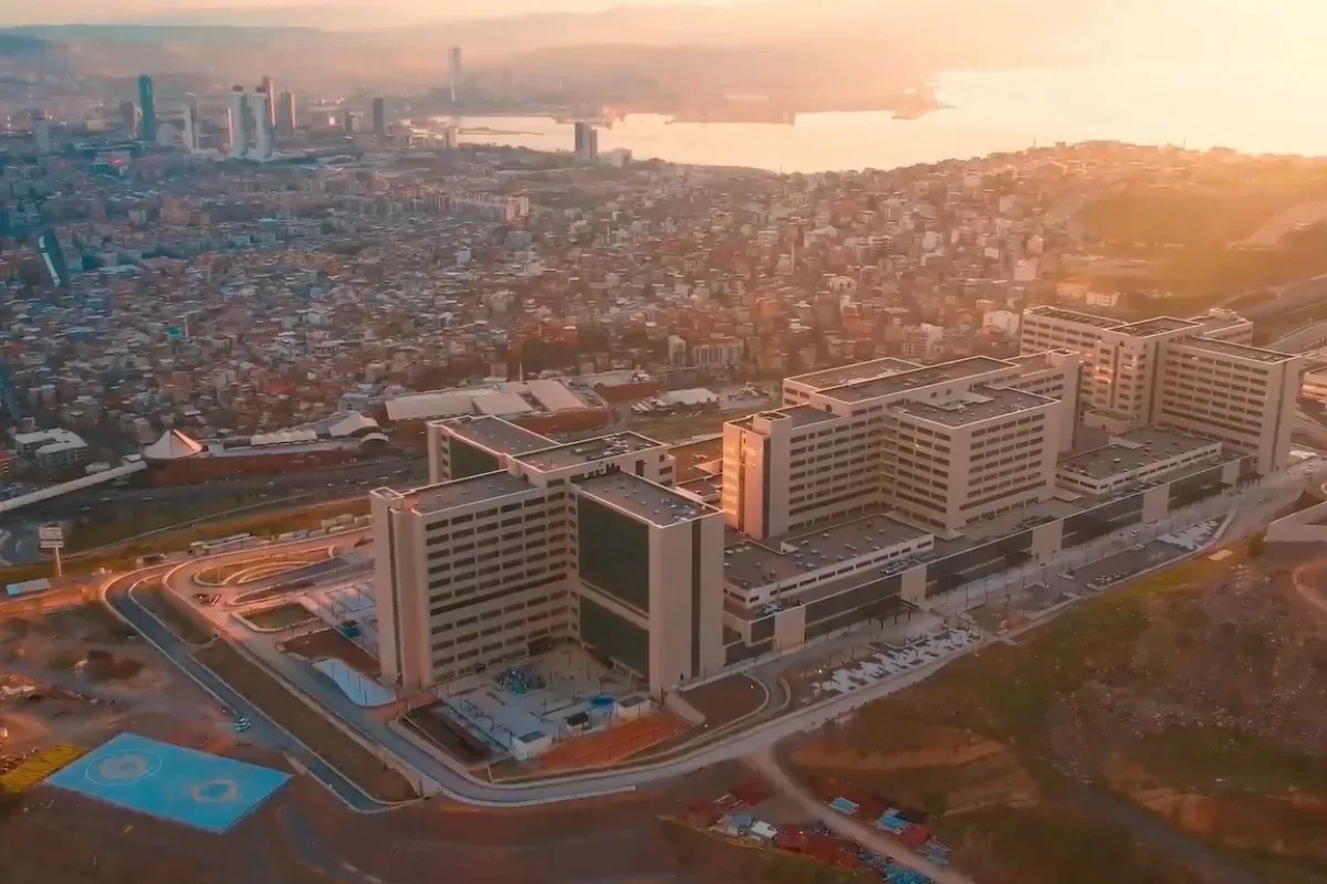 İzmir Şehir Hastanesi