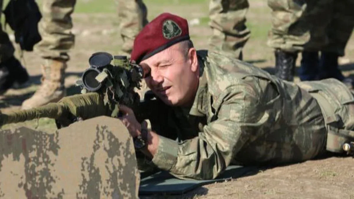  Bordo Bereli Maaşı ve Eğitimi