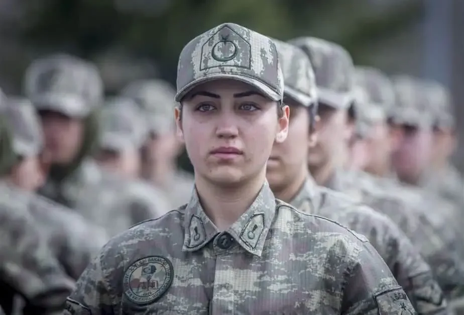 Kadın Asker Nasıl Olunur? 2024 Kadın Asker Olma Şartları Nelerdir?